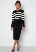 Happy Holly Striped O-neck  Knitted Dress Black/Striped 36/38