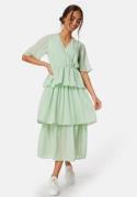 Happy Holly Butterfly Sleeve Flounce Dress Dusty green 44/46