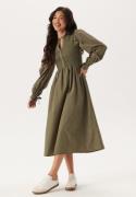 BUBBLEROOM V-neck Cotton Smock Dress Khaki green M