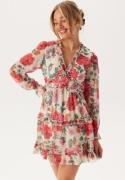 VILA Viemsa L/S SHORT DRESS  Cloud Dancer Aop:red Rose Flow 40