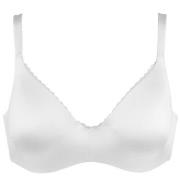 Lovable BH 24H Lift Wired Bra In and Out Vit C 80 Dam