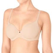 Triumph BH Body Make-Up Essentials WP Beige D 70 Dam