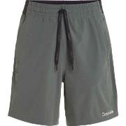 Calvin Klein Sport Quick-Dry Gym Shorts Grön polyester Medium Herr
