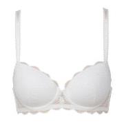 Trofe Julia Lace Padded Bra BH Vit polyamid B 85 Dam