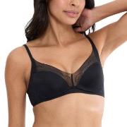 Triumph BH Breathe and Lift Smart N EX Svart Fit Smart 1 Dam