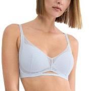 Triumph BH Breathe and Lift Smart PU Ljusblå Fit Smart 1 Dam