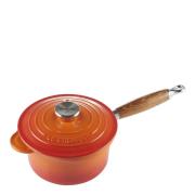 Le Creuset - Signature Kastrull Trähandtag 1,8 L volcanic