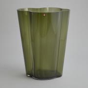 Iittala - SÅLD Vas Mossgrön Alvar Aalto