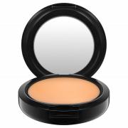 MAC Studio Fix Powder Plus Foundation (olika nyanser) - NC44.5