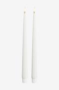 DeluxeHomeart - LED Taper Candle Shiny 2,2x28 cm 2 st - Vit - Ljus - F...