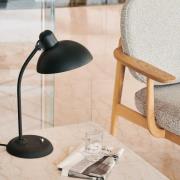 FRITZ HANSEN bordslampa Kaiser Idell 6556-T, svart, matt