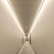 The Light Group SLC LED-strip Ultra Long iCC IP20 30m 240W 2,700K