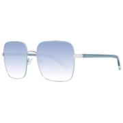 Gant Stiliga fyrkantiga solglasögon med silverfärgad ram och blåa lins...