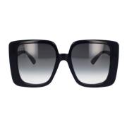 Gucci Fyrkantiga oversized solglasögon med metall GG-logotyp Black, Da...