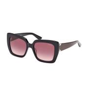 Guess Fyrkantiga solglasögon med Bordeaux Gradientglas Black, Dam