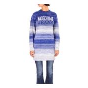 Moschino Blåa Sweaters med Pre-Logo Framsida Blue, Dam