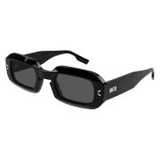Alexander McQueen Höj din look med stiliga och sofistikerade solglasög...