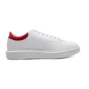Armani Exchange Vita Läder Sneakers med Röda Detaljer White, Herr