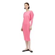 Issey Miyake Dresses Pink, Dam