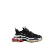 Balenciaga Svarta Triple S Låga Top Sneakers Black, Herr