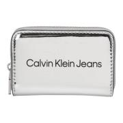 Calvin Klein Jeans Plånbok med dragkedja och logotyp Gray, Dam