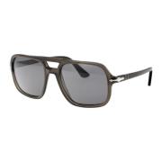 Persol Stiliga solglasögon med modell 0Po3328S Black, Herr