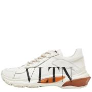 Valentino Vintage Pre-owned Laeder sneakers Beige, Dam