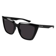 Balenciaga Stiliga Cateye solglasögon i svart Black, Unisex