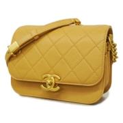 Chanel Vintage Pre-owned Tyg chanel-vskor Yellow, Dam