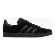 Adidas Begränsad upplaga Triple Black Gazelle Sneakers Black, Herr