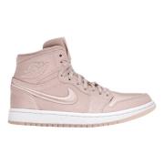 Nike Begränsad upplaga Retro High Season of Her Pink, Herr