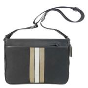 Coach Pre-owned Pre-owned Canvas axelremsvskor Black, Dam