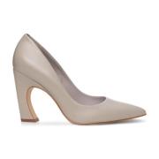 Carrano Beige Eleganta Stängda Pumps Beige, Dam