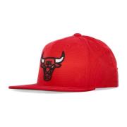 Mitchell & Ness Chicago Bulls Velvet Flat Brim Cap Red, Herr