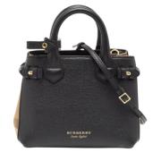 Burberry Vintage Pre-owned Canvas totevskor Black, Dam