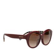 Burberry Vintage Pre-owned Plast solglasgon Red, Dam