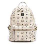 MCM Pre-owned Pre-owned Belagd canvas axelremsvskor Beige, Dam