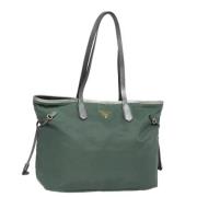 Prada Vintage Pre-owned Nylon prada-vskor Green, Dam