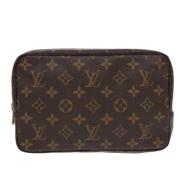 Louis Vuitton Vintage Pre-owned Canvas kuvertvskor Brown, Dam