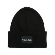 Calvin Klein Mjuk Ribbstickad Beanie i Ekologisk Bomull Black, Herr