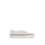 Vans Canvas Sneaker med Kontrastsömn White, Dam