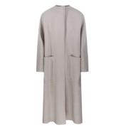 Max Mara Elegant Cashmere Kappa med Stilig Silhuett Beige, Dam