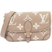 Louis Vuitton Vintage Pre-owned Canvas axelremsvskor Beige, Dam