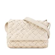 Bottega Veneta Vintage Pre-owned Laeder crossbodyvskor White, Dam