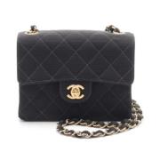 Chanel Vintage Pre-owned Canvas axelremsvskor Black, Dam