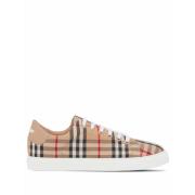 Burberry Beige Sneakers Stiliga Skor Beige, Dam