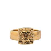 Chanel Vintage Pre-owned Metall ringar Yellow, Dam