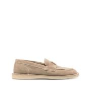 Dolce & Gabbana Beige Platta Skor med Logo Plaque Beige, Dam