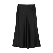 Nanushka Svart Satin Midi Kjol Utställd Design Black, Dam