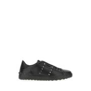 Valentino Garavani Stiliga Sneakers för en Trendig Look Black, Herr